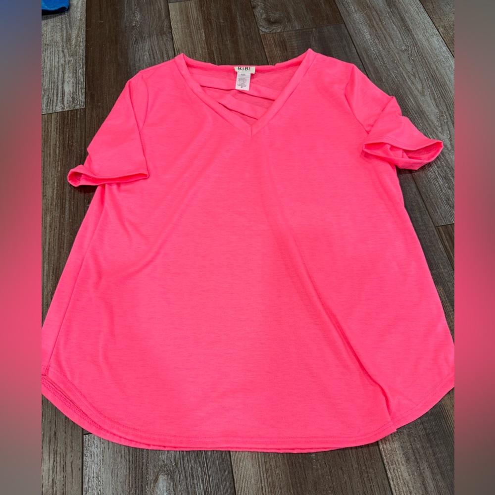 Women’s shirt